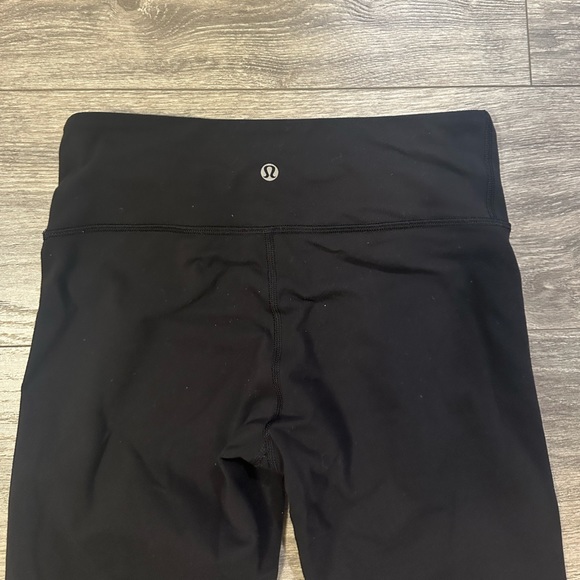 Lululemon Crop Leggings - Picture 3 of 6